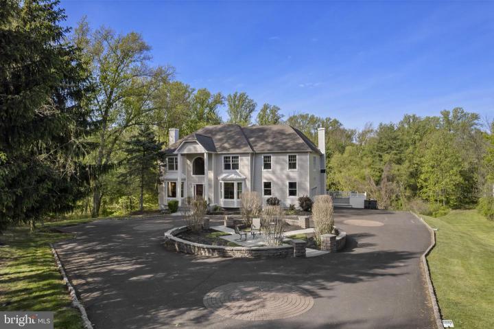 Photo of 2321 Old Bristol Road