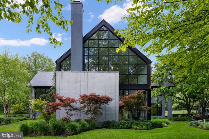 Photo of 5828 Stoney Hill Road