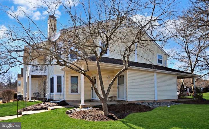 Photo of 15017 Bennett Place