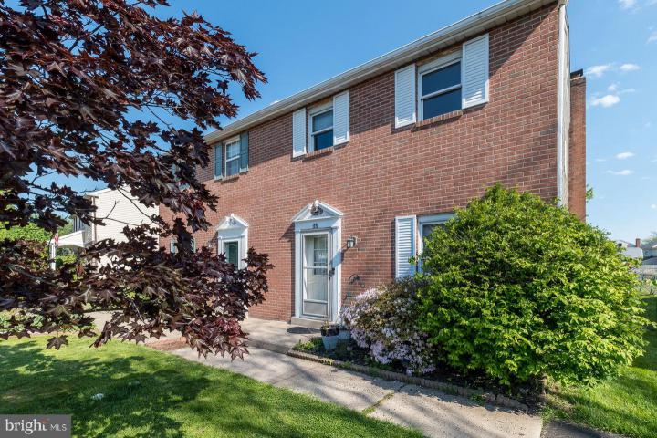 Photo of 207 Hickory Drive