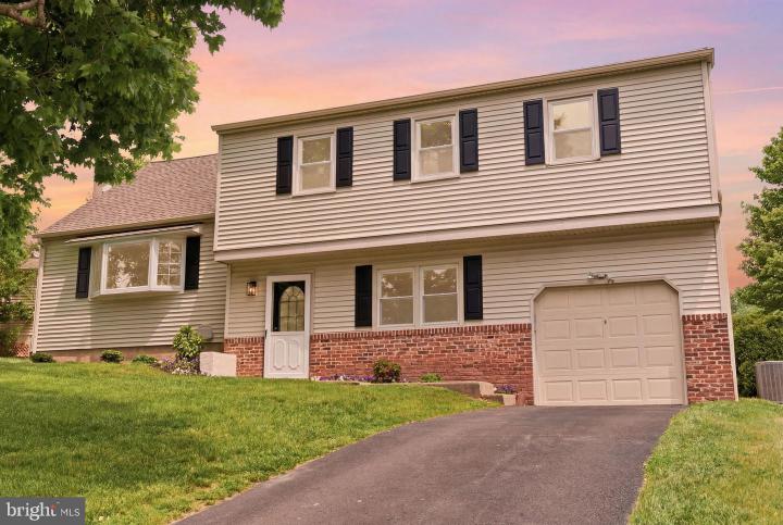 Photo of 2133 Dapple Drive