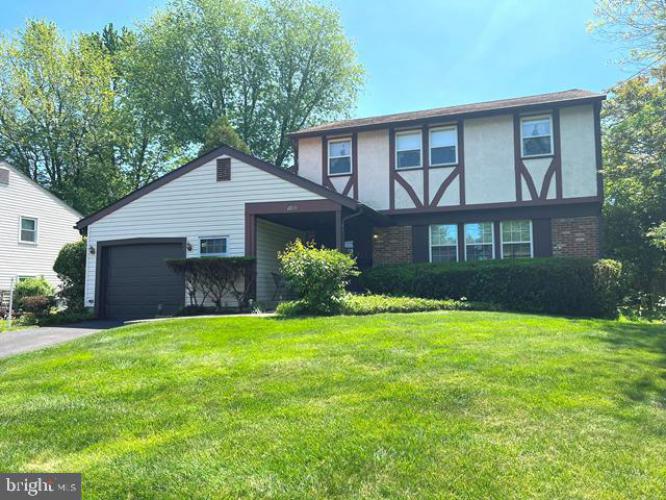 1055 Brennan Drive,Warminster,PA