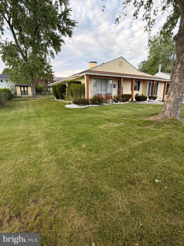 Photo of 727 Auburn Road