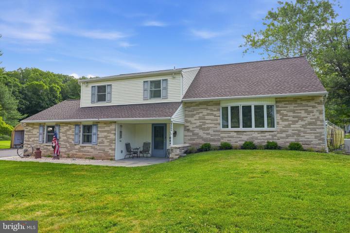 Photo of 3965 Regina Place