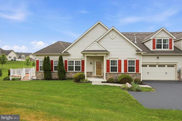 Photo of 1052 Arbour Lane, Quakertown PA