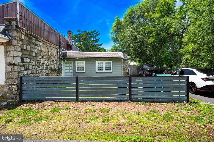 Photo of 314 Wynnewood Avenue, Croydon PA