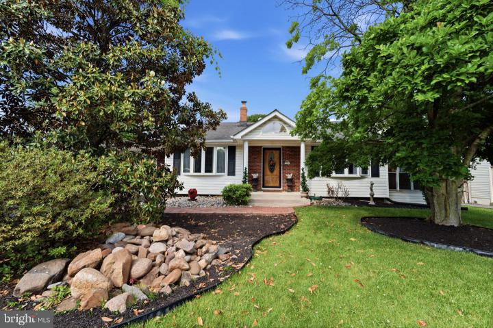 Photo of 231 Cambria Avenue