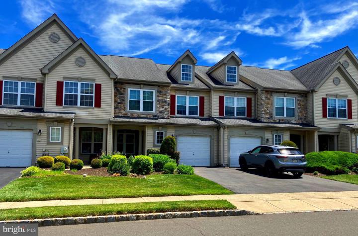 Photo of 204 Carrington Court