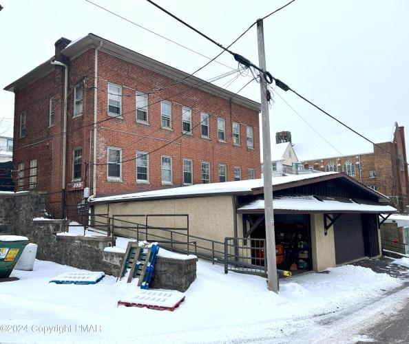 25 W Ridge Street, Lansford PA 18232 for sale by EveryHome Realtors