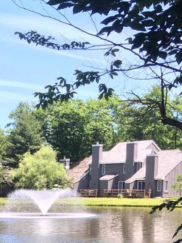 Photo of 116 Snow Ridge Circle, Lake Harmony PA