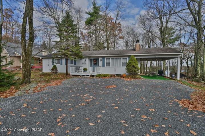 Photo of 36 Maplewood Road, Lake Harmony PA