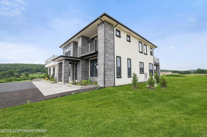 Photo of 1160 Dayne Drive, Lehighton PA