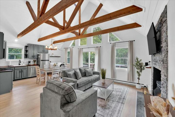 Photo of 114 Petrarch Trail