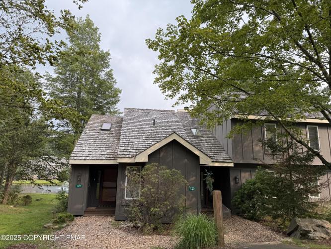 Photo of 120 Snow Ridge Circle, Blakeslee PA