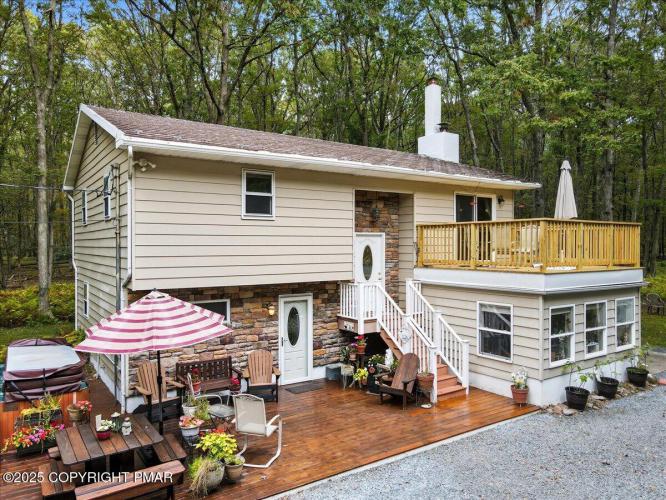 Photo of 135 Dogwood Drive