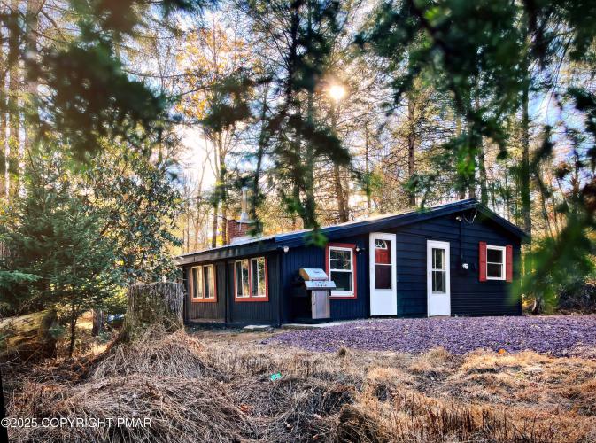 Photo of 32 Foxhaven Road