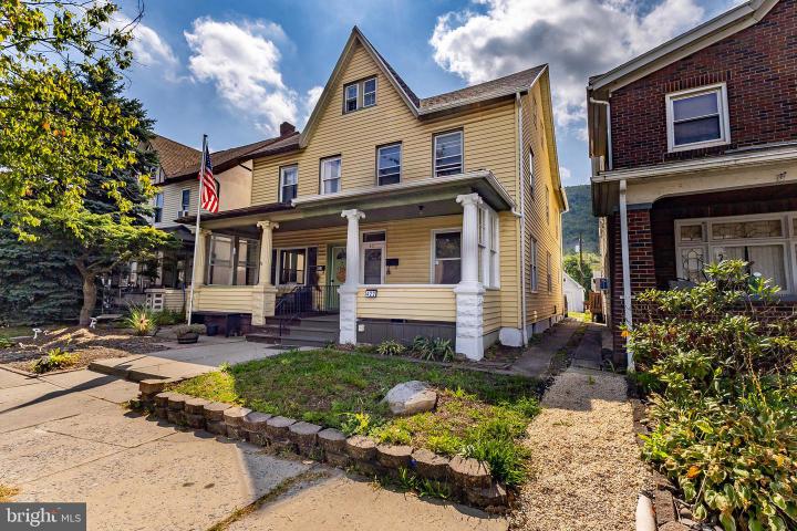 Photo of 422 Lehigh Avenue