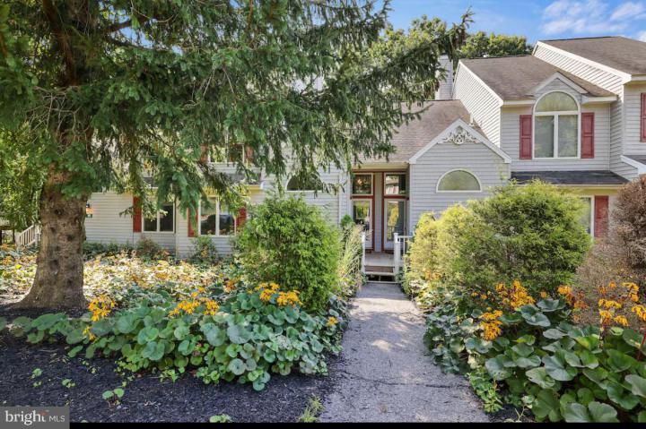 Photo of 78 Laurelwoods Drive