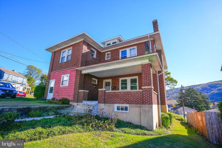 Photo of 758 Church Street