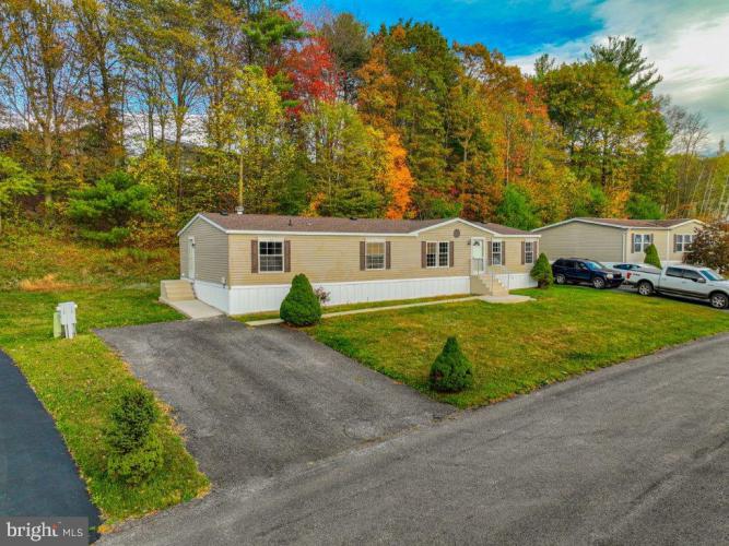Photo of 104 Kaysea Lane, Lehighton PA