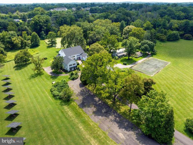 Photo of 886 Vaughn Road, Pottstown PA