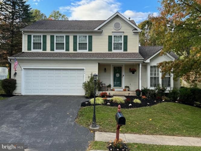 902 Kings Arms Drive, Downingtown PA 19335 for sale by EveryHome Realtors