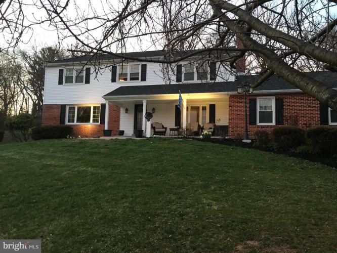 1322 Amstel Way, West Chester PA 19380 for sale by EveryHome Realtors