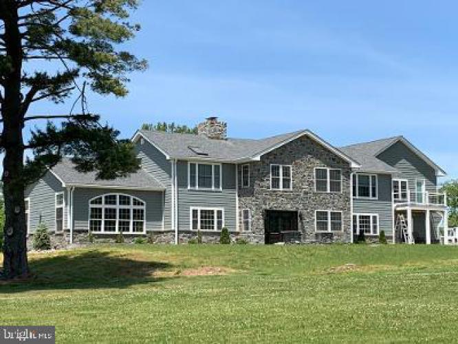 1105 Meetinghouse Road, West Chester PA 19382 for sale by EveryHome