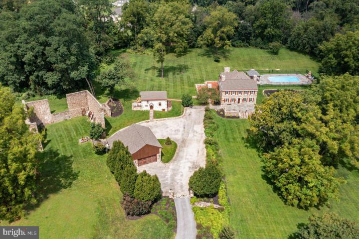 Photo of 965 Seven Oaks Road, Chester Springs PA