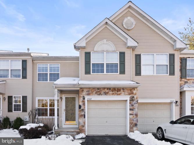 3507 Honey Locust Drive, Phoenixville PA 19460 for sale by EveryHome