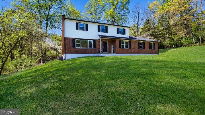 Photo of 27 Whitetail Drive, Chadds Ford PA