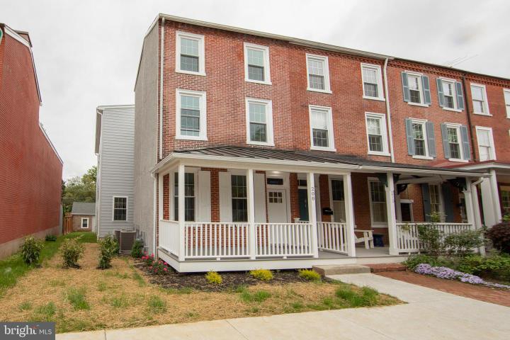 Photo of 208 W Barnard Street, West Chester PA