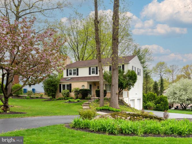 815 Carlson Avenue, West Chester PA 19382 for sale by EveryHome Realtors