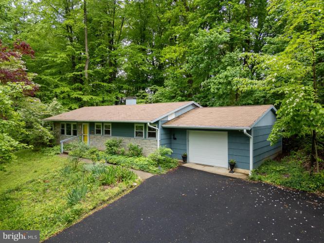 834 Spruce Avenue, West Chester PA 19382 for sale by EveryHome Realtors