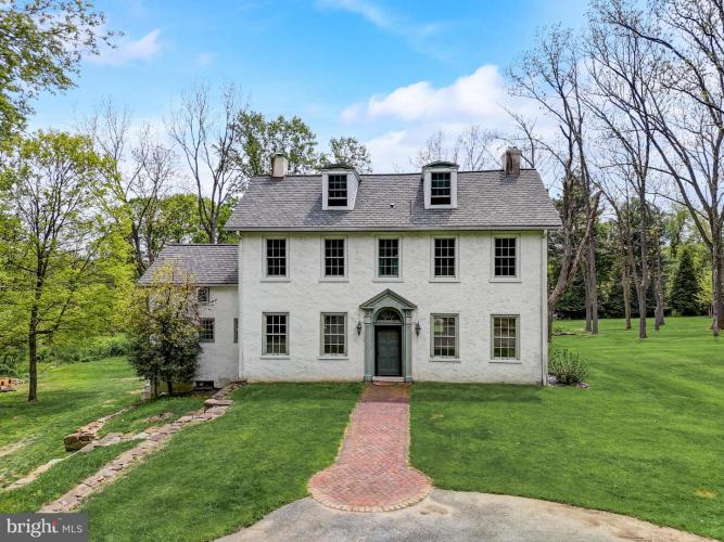 656 W Kings Highway, Coatesville PA 19320 for sale by EveryHome Realtors