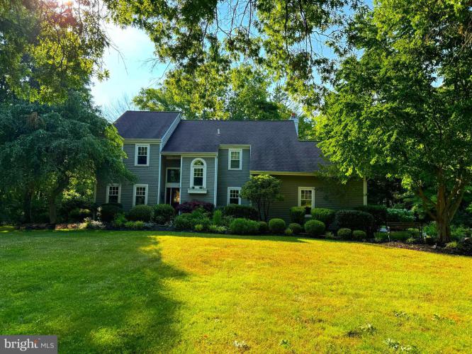 25 Stonehedge Drive, Glenmoore PA 19343 for sale by EveryHome Realtors