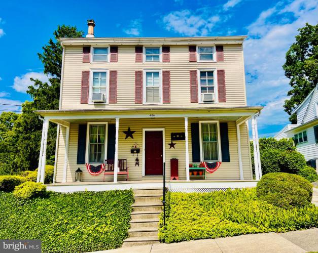 464 N Penn Street, Spring City PA 19475 for sale by EveryHome Realtors