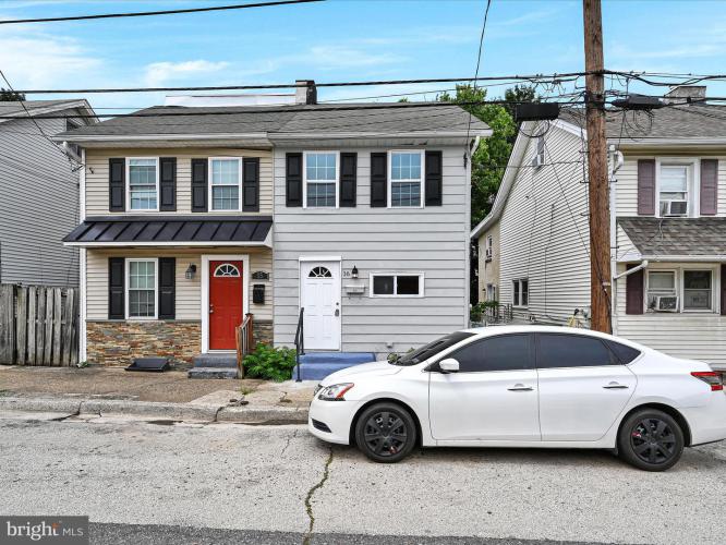16 Street, Phoenixville PA 19460 for sale by EveryHome Realtors