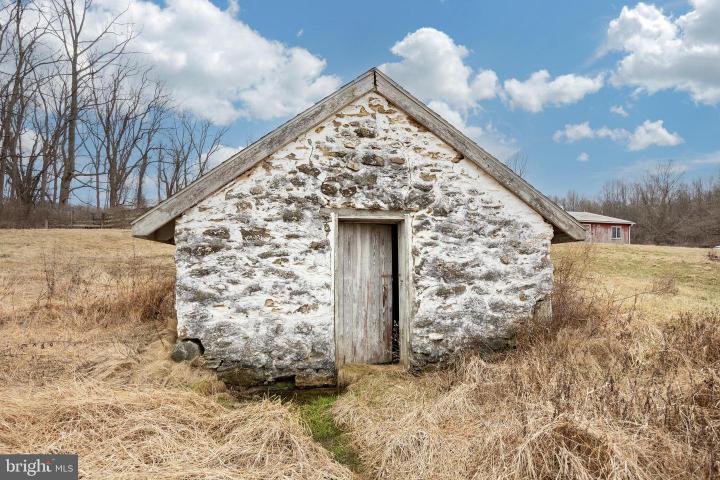 Photo of 380 Glen Roy Road, Nottingham PA