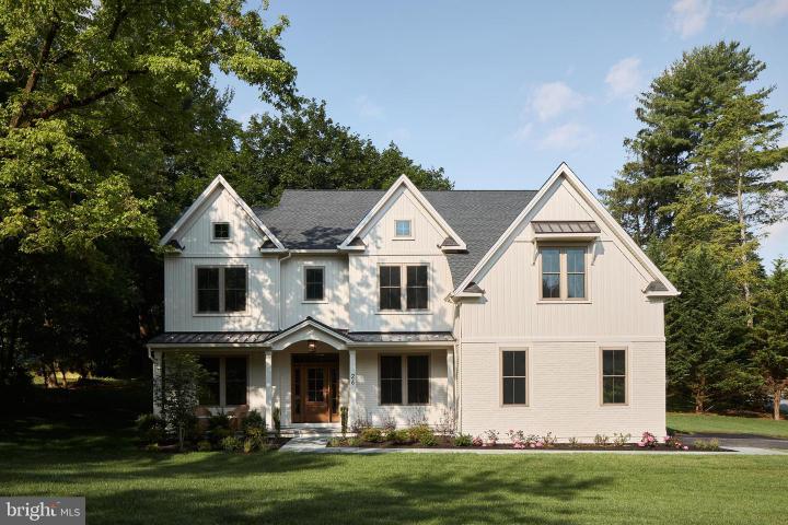 Photo of 147 Lexington Manor