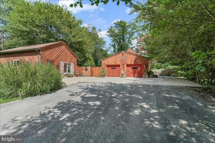 Photo of 962 E Baltimore Pike