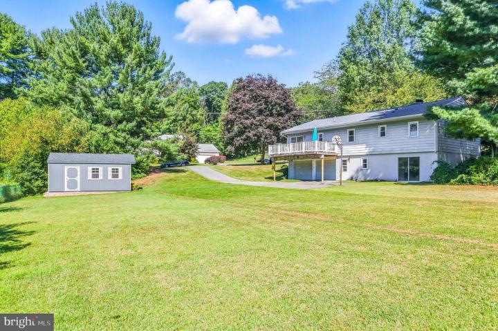 Photo of 746 W Hoffecker Road, Pottstown PA