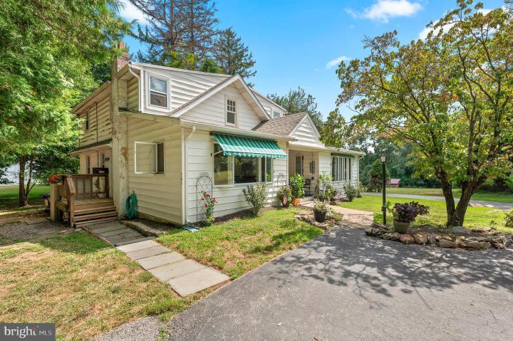 Photo of 120 Diamond Rock Road, Phoenixville PA