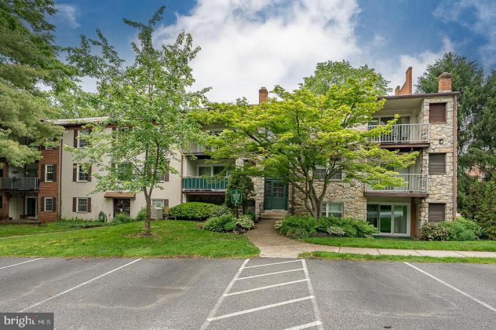 Photo of 262 Drummers Lane 262, Wayne PA
