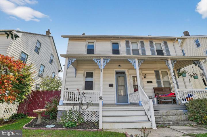 Photo of 512 W 2nd Avenue, Parkesburg PA