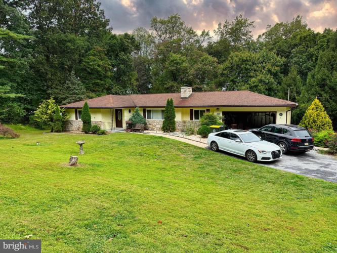 Photo of 1667 Beacon Hill Road, Downingtown PA