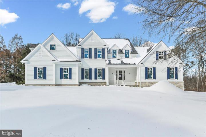 Photo of 102 Knoxlyn Farm Drive