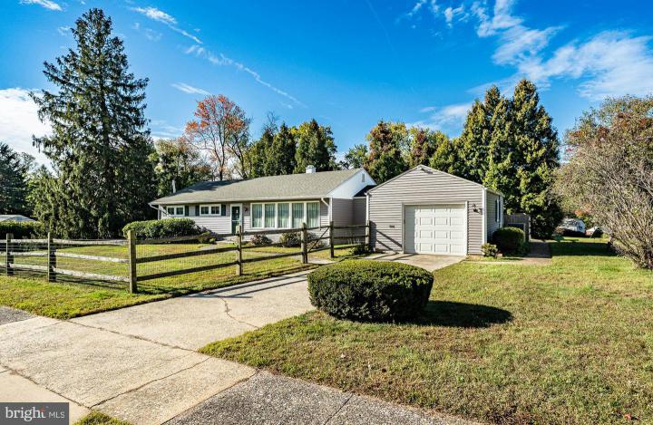Photo of 114 Manor Road, Paoli PA
