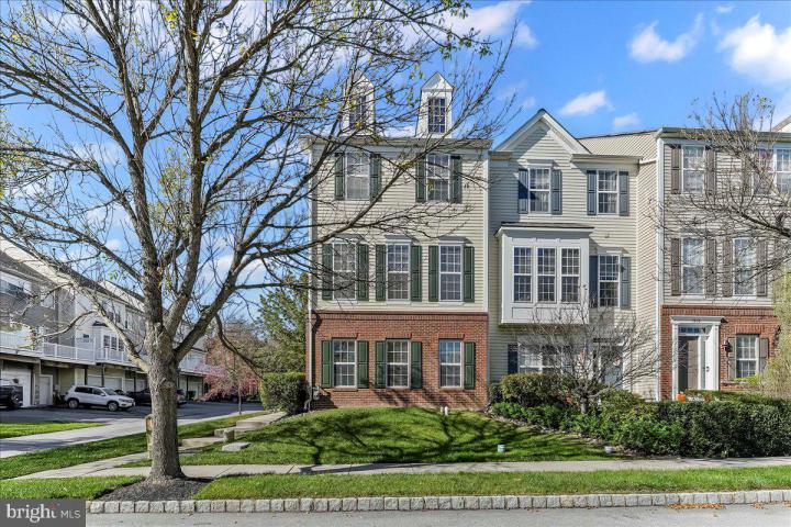 Photo of 1910 Cavalier Lane