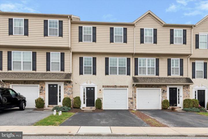 Photo of 215 Kennedy Drive